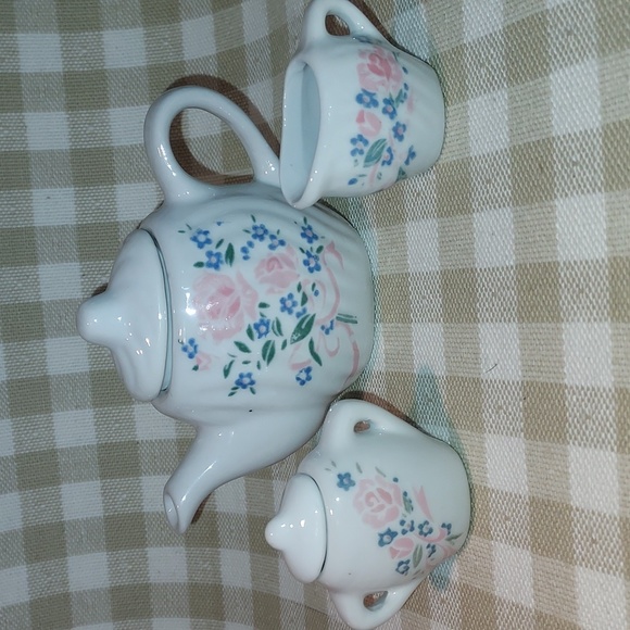 Vintage  Child's tea set - Picture 3 of 8
